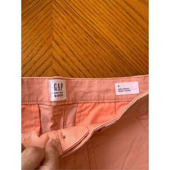 NWT GAP Girlfriend Coral Salmon Chino Shorts - Picture 2 of 8